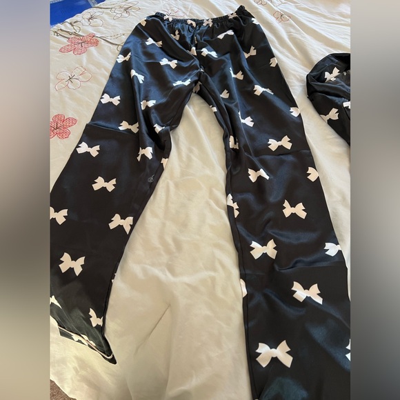 Pajama Set - Picture 4 of 4